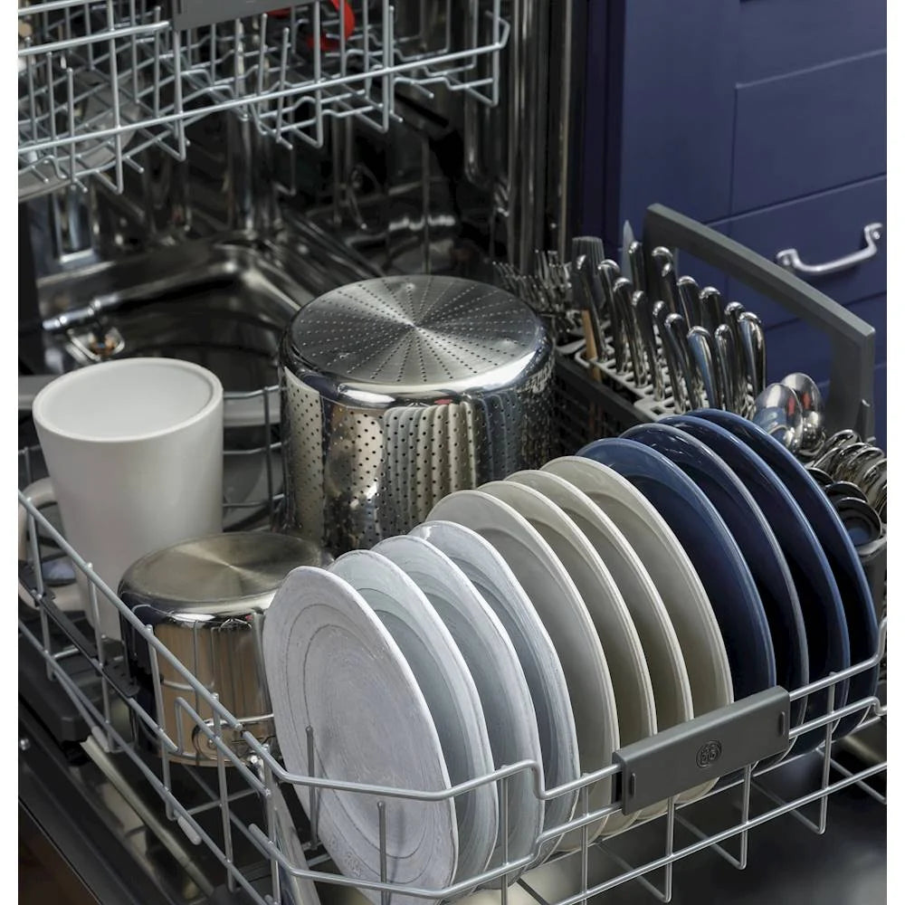 GE - Top Control Built-In Dishwasher with Stainless Steel Tub, 3rd Rack, 46dBA - Black