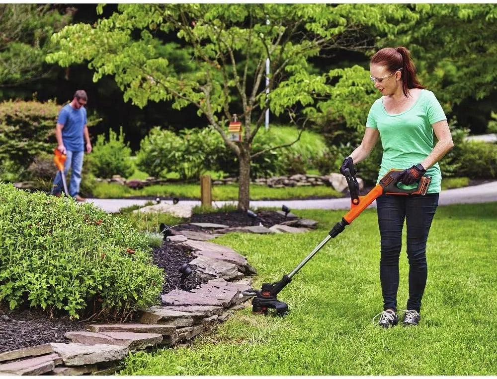 BLACK+DECKER 20V MAX Cordless String Trimmer and Edger with Spool, Battery and Charger Included, 2 Speed, 12 Inch (LST522)