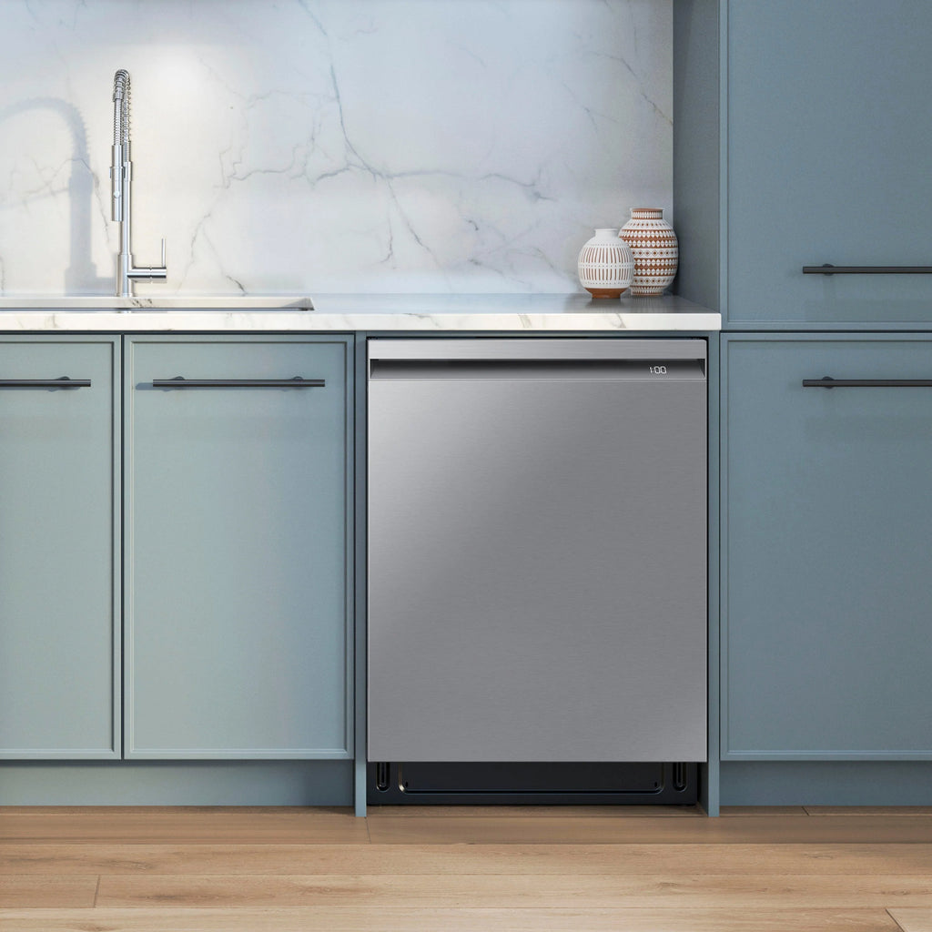 Samsung - Smart 42dBA Dishwasher with StormWash+ and Smart Dry - Stainless steel