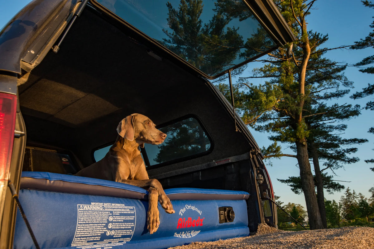 Airbedz by Pittman Outdoors Truck bed Air Mattress Mid Size 5Ft-5.5Ft Short Bed With Built-In Rechargeable Battery Air Pump Includes Tailgate Extension