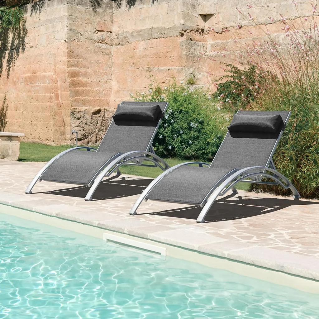 Domi Pool Lounge Chairs Set of 2 with Side Table, Aluminum Adjustable Outdoor Chaise Lounge, All Weather Poolside Chairs for Deck Lawn Poolside, Textilene (Grey)