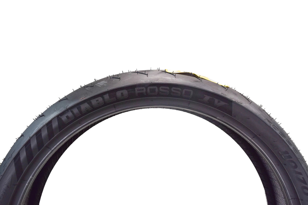 Pirelli Diablo Rosso IV Front 110/70ZR17 & Rear 180/55ZR17 Tires with Keychain