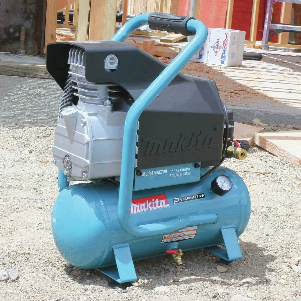 (Price/Each)Makita Compressor Air Hot Dog 2.0Hp Portable