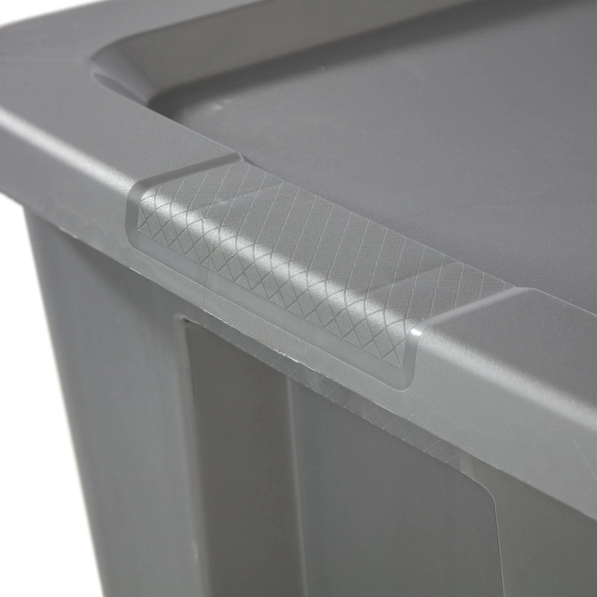 Sterilite 50 Gallon Tote Box Plastic， Titanium， Set of 4