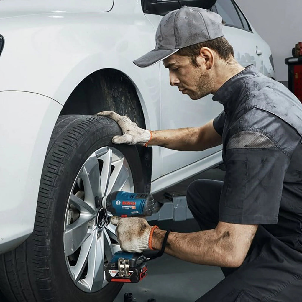 Bosch Impact Wrench 18V Brushless Lithium 400N.m High Torque Rechargeable GDS 18V-400 Electric Wrench Cordless Power Tools
