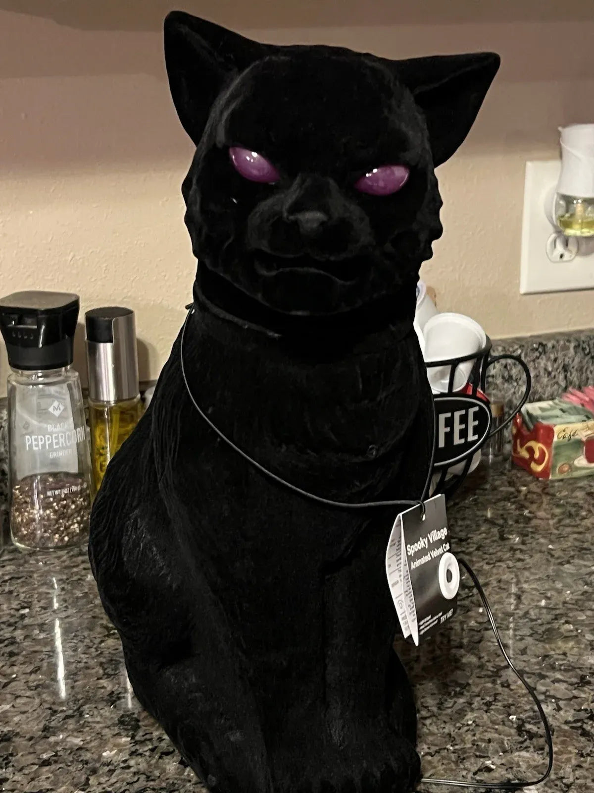 New! Halloween Spooky Village Animated Velvet Cat Motion Sensor 15.5 inch