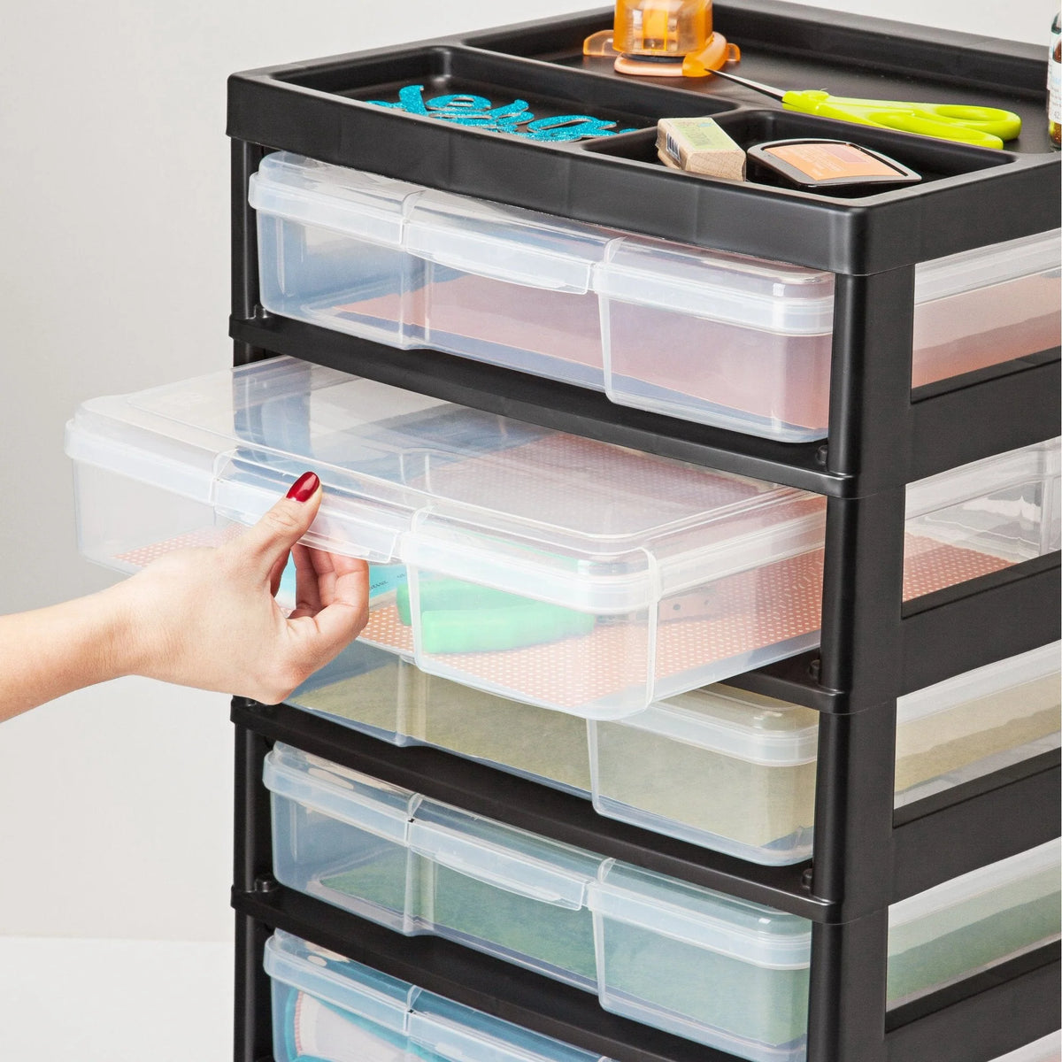 Iris 6 Case Rolling Scrapbook Cart