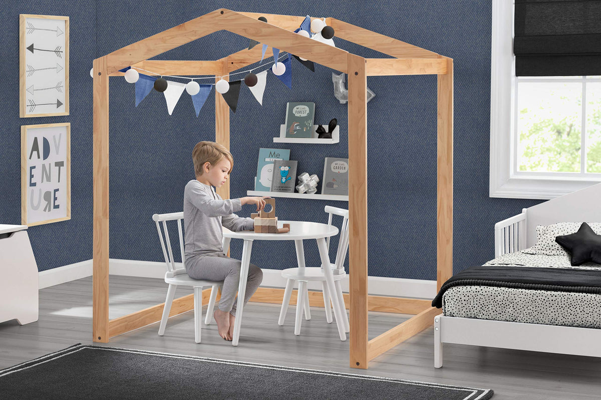 Delta Children Homestead Playhouse Natural
