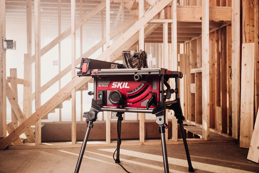 SKIL Jobsite Table Saw with Integrated Foldable Stand, 10, 15 Amp, 25-1/2” Rip Capacity