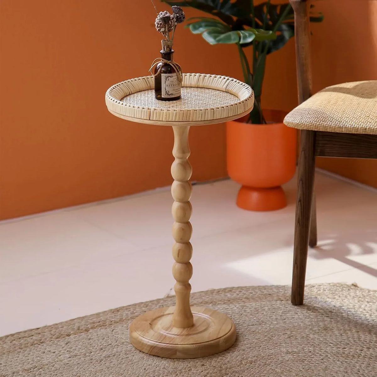Drink Tableï1⁄4Rattan Round Small Side Table for Small Spaces, Boho Circle End Table Coffee Table with Solid Wood Leg for Living Room, Pedestal Table for Bedroom, Corners