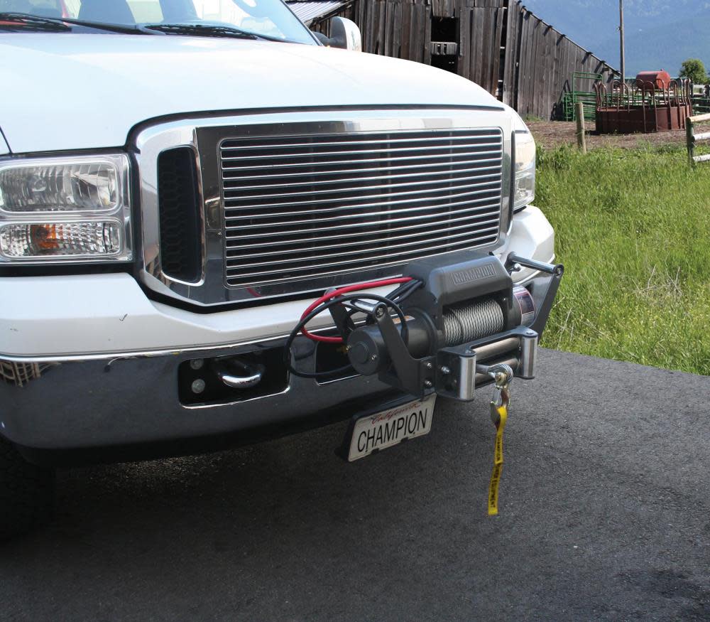 Champion 10,000-Lb Truck/SUV Winch Kit with Speed Mount and Remote Control